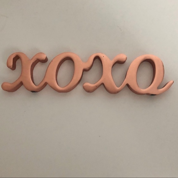 XOXO ROSE GOLD DECOR - Picture 5 of 5